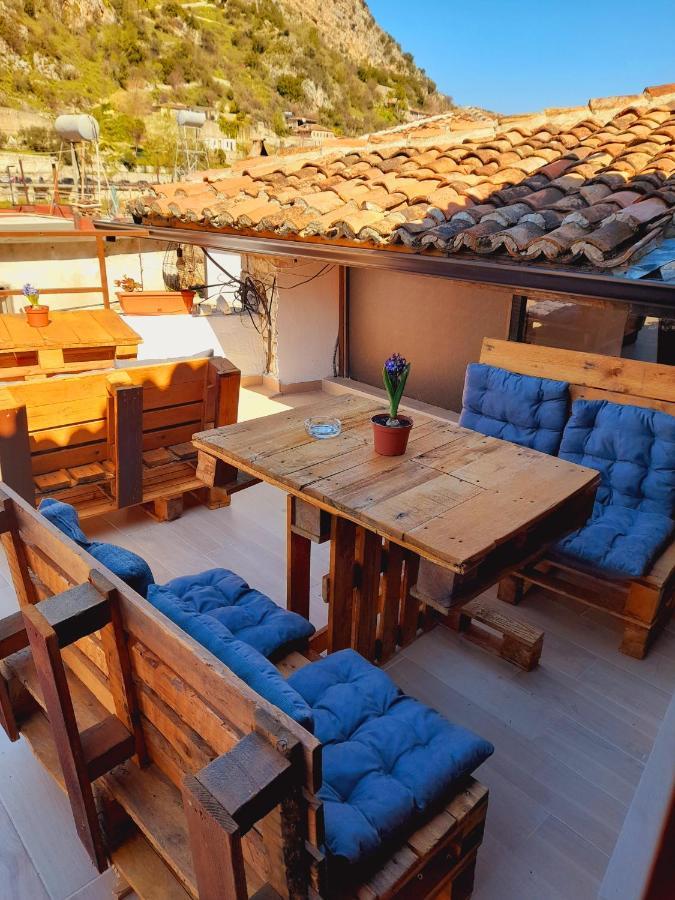 Gorica'S Bridge Hotel Berat Bagian luar foto