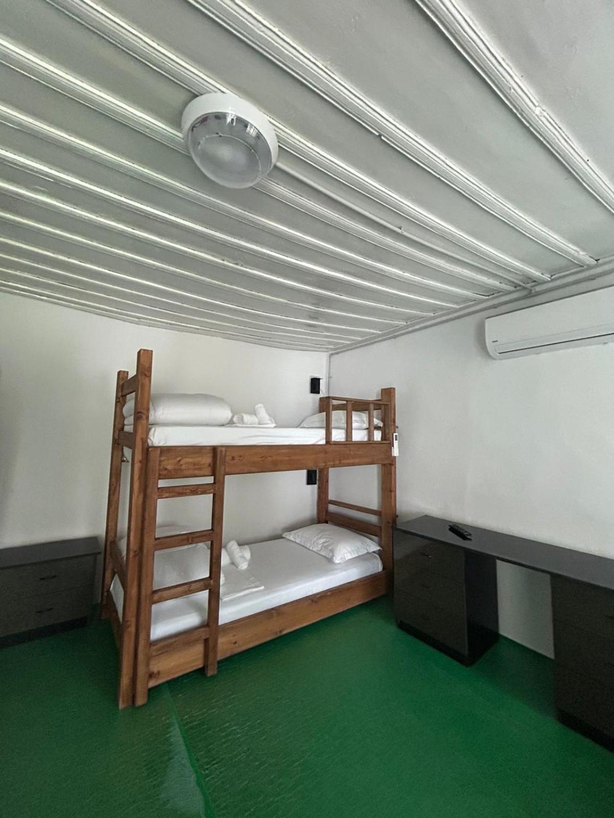 Gorica'S Bridge Hotel Berat Bagian luar foto